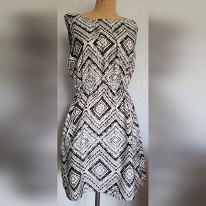 Speed Control New York Sleeveless Round Neck Line Stretchy Waist Size L Dress